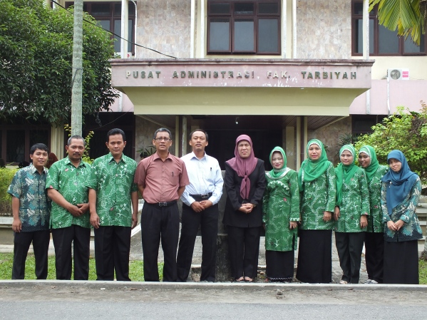 The Staff and the vice of dean I, II, III Faculty of Tarbiyah Department of English Education